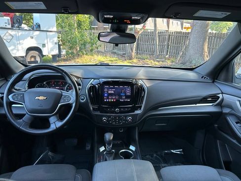 Used 2022 Chevrolet Traverse LT w/ LPO, Floor Liner Package AWD/4WD image 27