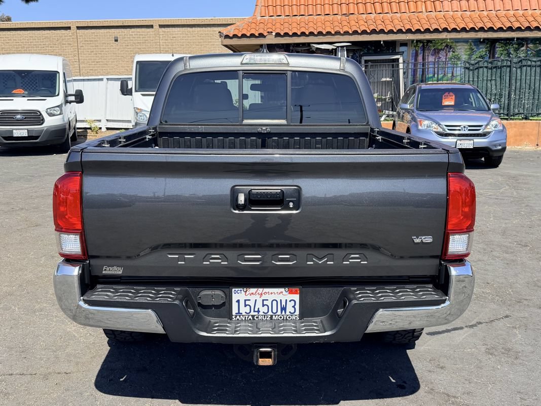 Used 2016 Toyota Tacoma TRD Off-Road w/ Towing Package RWD image 5