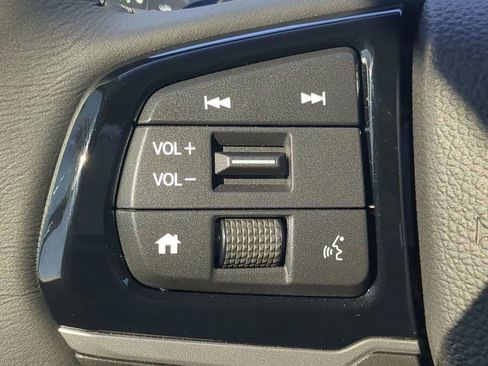 New 2026 Honda Odyssey Touring image 18