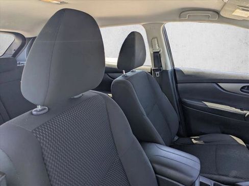 Used 2021 Nissan Rogue Sport S FWD image 13