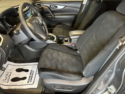 Used 2016 Nissan Rogue SV AWD/4WD image 20