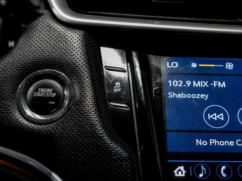 Used 2019 Cadillac XTS Luxury FWD image 30