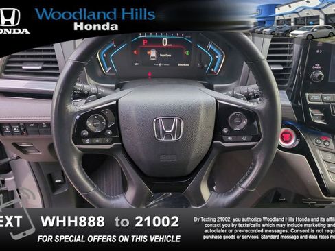 Used 2023 Honda Odyssey Elite image 10