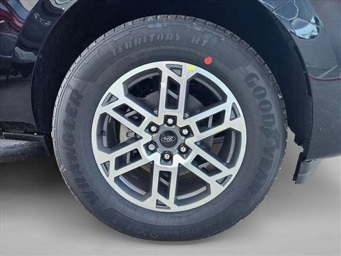 New 2026 Ford Expedition Active RWD image 10