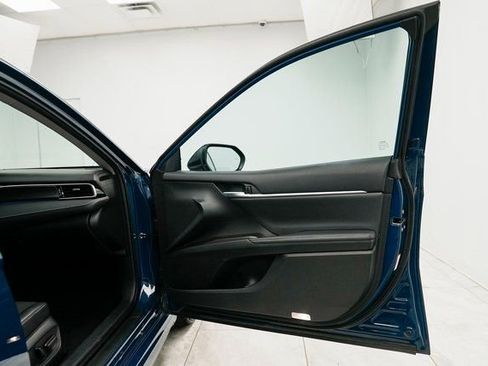 Used 2024 Toyota Camry XSE image 19