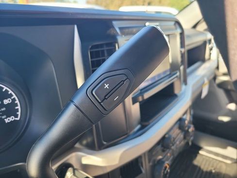 New 2025 Ford F550 4x4 SuperCab Super Duty image 27