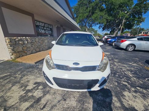 Used 2013 Kia Rio EX w/ Convenience Pkg FWD image 2