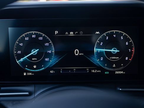 Used 2023 Kia Carnival SX image 9