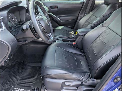 Used 2025 Toyota Corolla Cross AWD Hybrid image 9