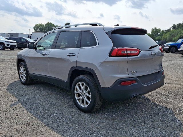 Certified 2018 Jeep Cherokee Latitude Plus AWD/4WD image 4