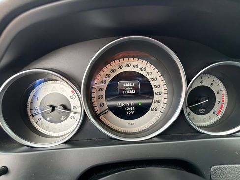 Used 2013 Mercedes-Benz C 250 Sedan image 14