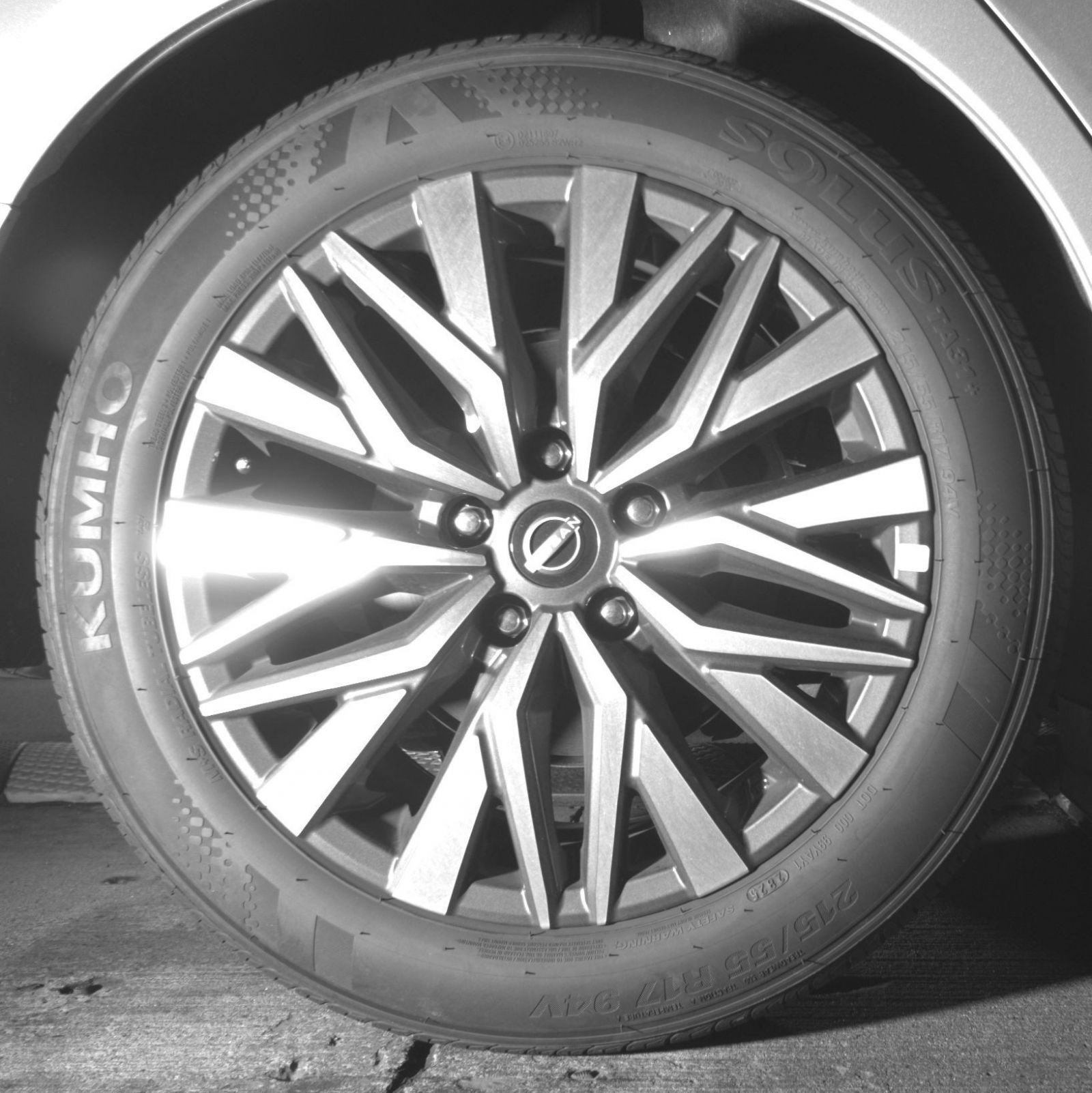 Used 2025 Nissan Altima 2.5 SV FWD image 18