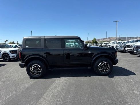 Certified 2024 Ford Bronco Outer Banks AWD/4WD image 5