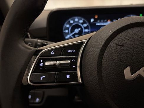 Certified 2024 Kia Seltos S image 16