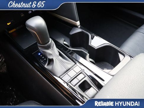 Used 2025 Toyota Camry XSE FWD image 39