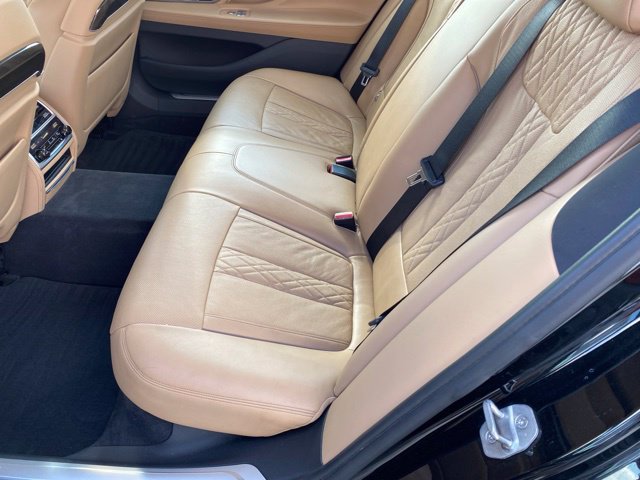 Used 2016 BMW 750i xDrive AWD/4WD image 35