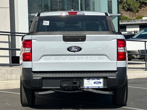 New 2025 Ford Maverick XLT w/ XLT Luxury Package AWD/4WD image 4