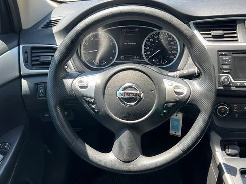 Used 2018 Nissan Sentra S FWD image 14