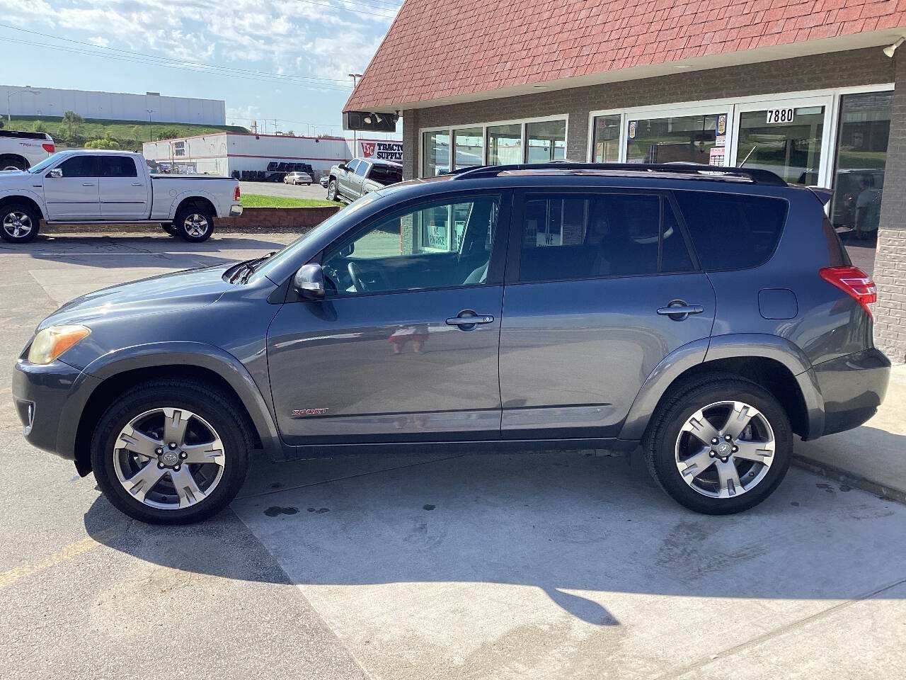 Used 2011 Toyota RAV4 Sport w/ Sport Appearance Pkg AWD/4WD image 2