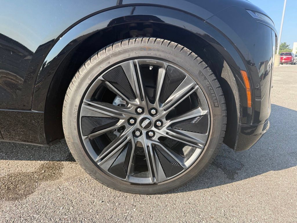 Certified 2025 Cadillac Lyriq Sport w/ Nappa Leather Package AWD/4WD image 18