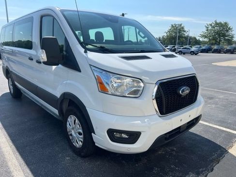 Used 2022 Ford Transit 350 XLT RWD image 5