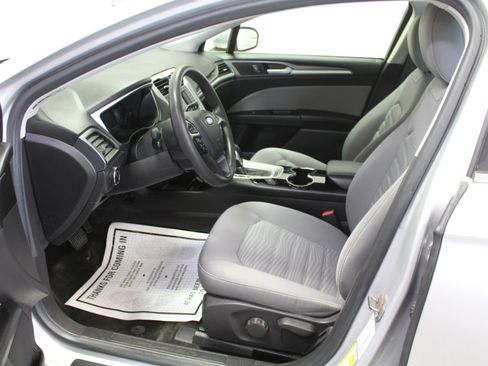 Used 2016 Ford Fusion S image 16