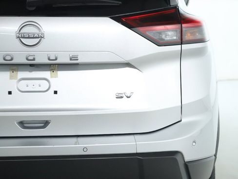 Certified 2024 Nissan Rogue SV image 44
