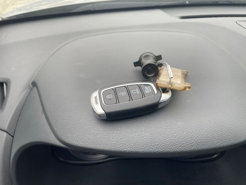 Used 2023 Hyundai Kona SEL image 21