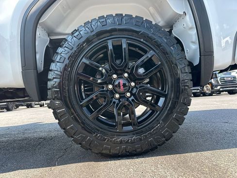 New 2026 GMC Sierra 1500 Pro w/ Pro Value Package AWD/4WD image 18