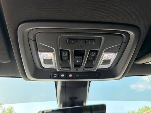 Used 2020 GMC Sierra 1500 AT4 w/ AT4 Premium Package AWD/4WD image 16