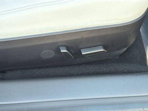 Used 2022 Tesla Model 3 Performance image 33