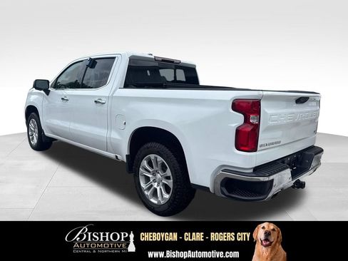 Used 2022 Chevrolet Silverado 1500 LTZ AWD/4WD image 9