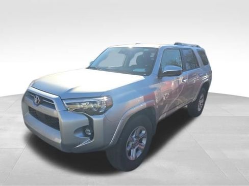 Used 2024 Toyota 4Runner SR5 image 9