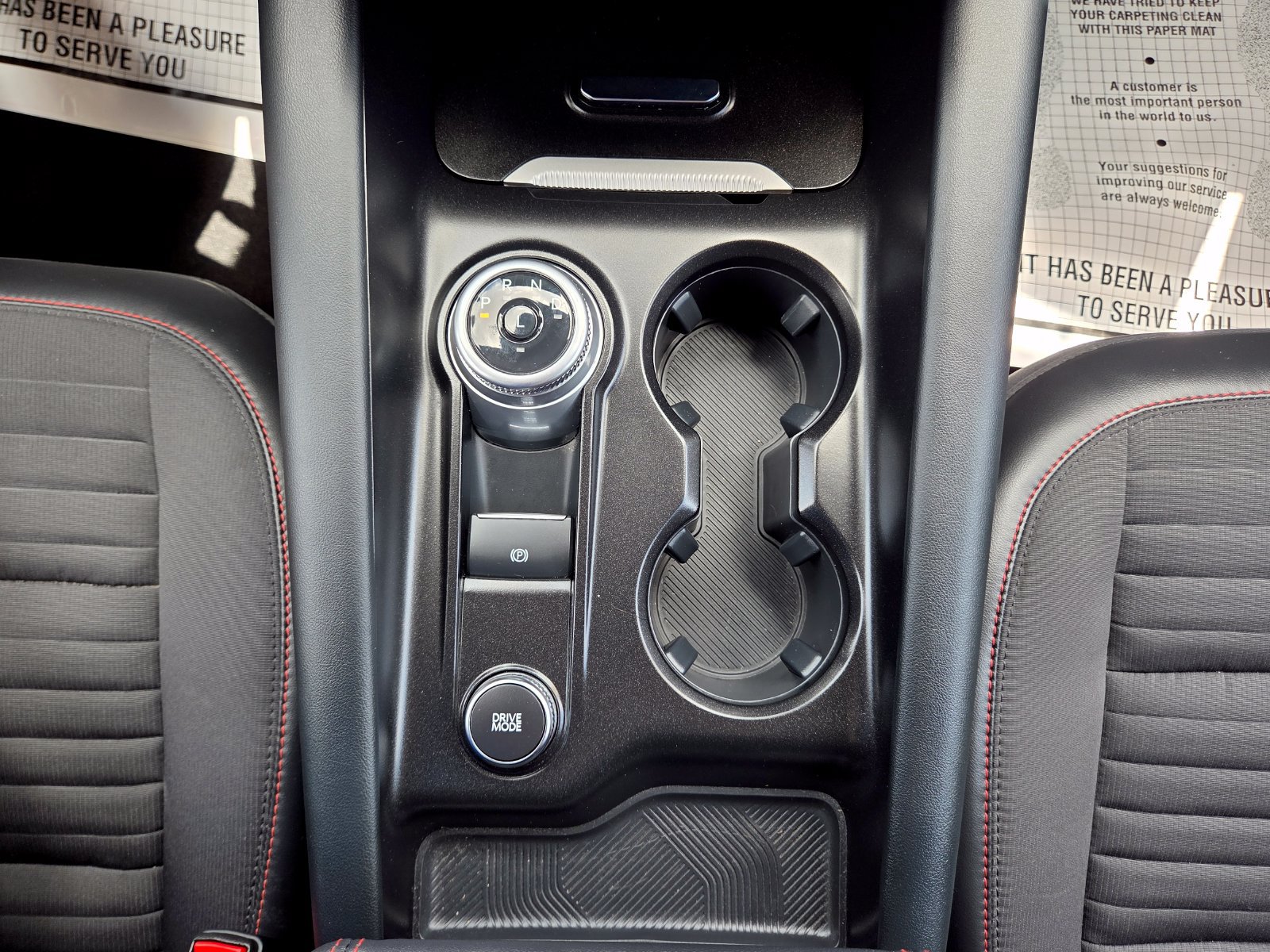 Used 2025 Ford Explorer ST-Line RWD image 33