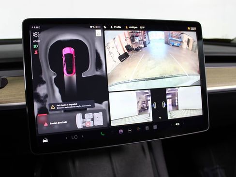 Used 2022 Tesla Model Y Performance image 15