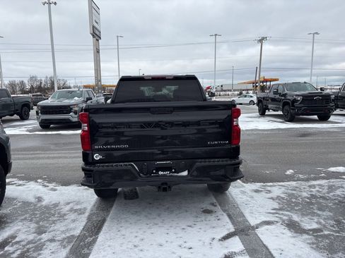 New 2025 Chevrolet Silverado 1500 Custom image 7