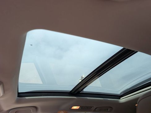 Used 2022 Subaru Ascent Touring image 25