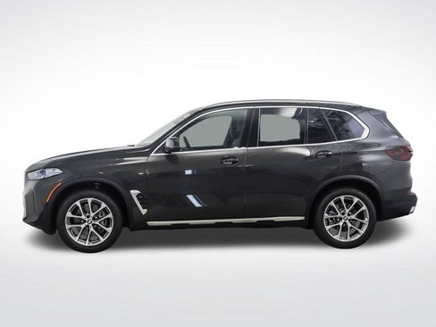 New 2026 BMW X5 xDrive40i w/ Climate Comfort Package AWD/4WD image 2