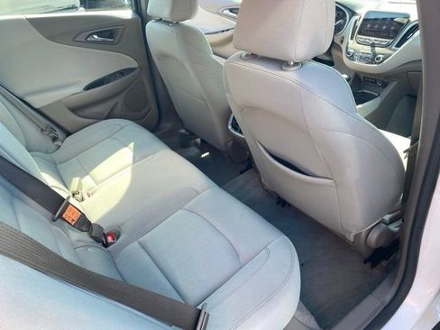 Used 2024 Chevrolet Malibu LT FWD image 34