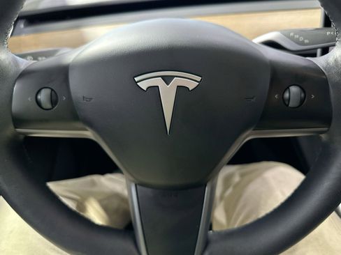 Used 2022 Tesla Model 3 Long Range image 18