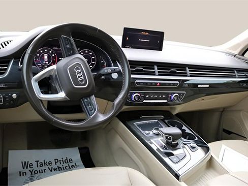 Used 2018 Audi Q7 3.0T Prestige w/ Prestige Package image 15