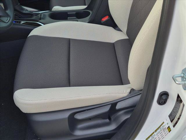 New 2026 Toyota Corolla LE FWD image 4