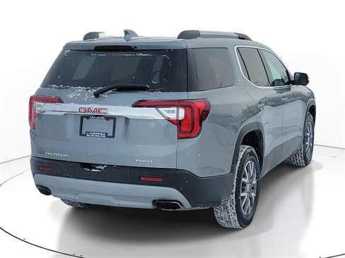 Certified 2023 GMC Acadia SLT image 4