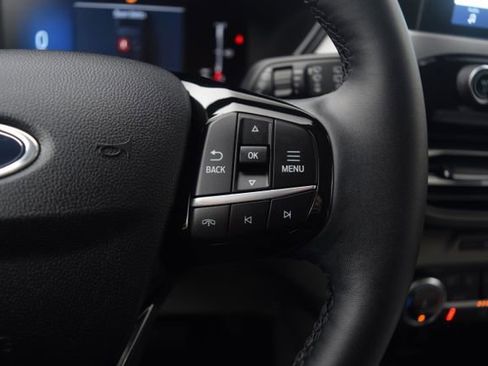 Used 2024 Ford Escape Active AWD/4WD image 5