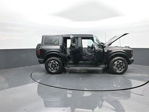 New 2025 Ford Bronco Outer Banks image 33