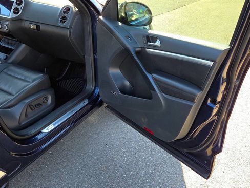 Used 2014 Volkswagen Tiguan R-Line image 41