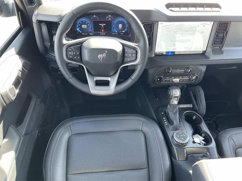 New 2025 Ford Bronco Badlands w/ Sasquatch Package image 13