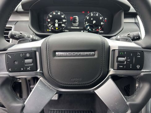 New 2026 Land Rover Discovery Limited Edition AWD/4WD image 15