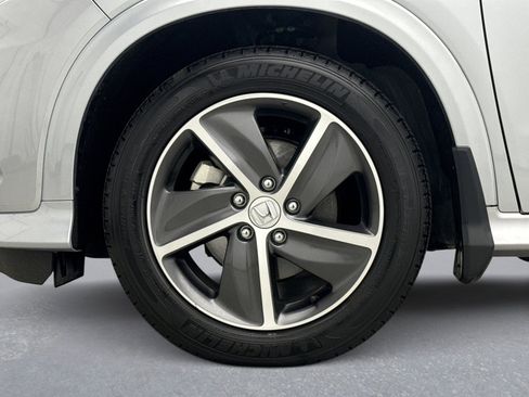 Used 2020 Honda HR-V Touring image 25