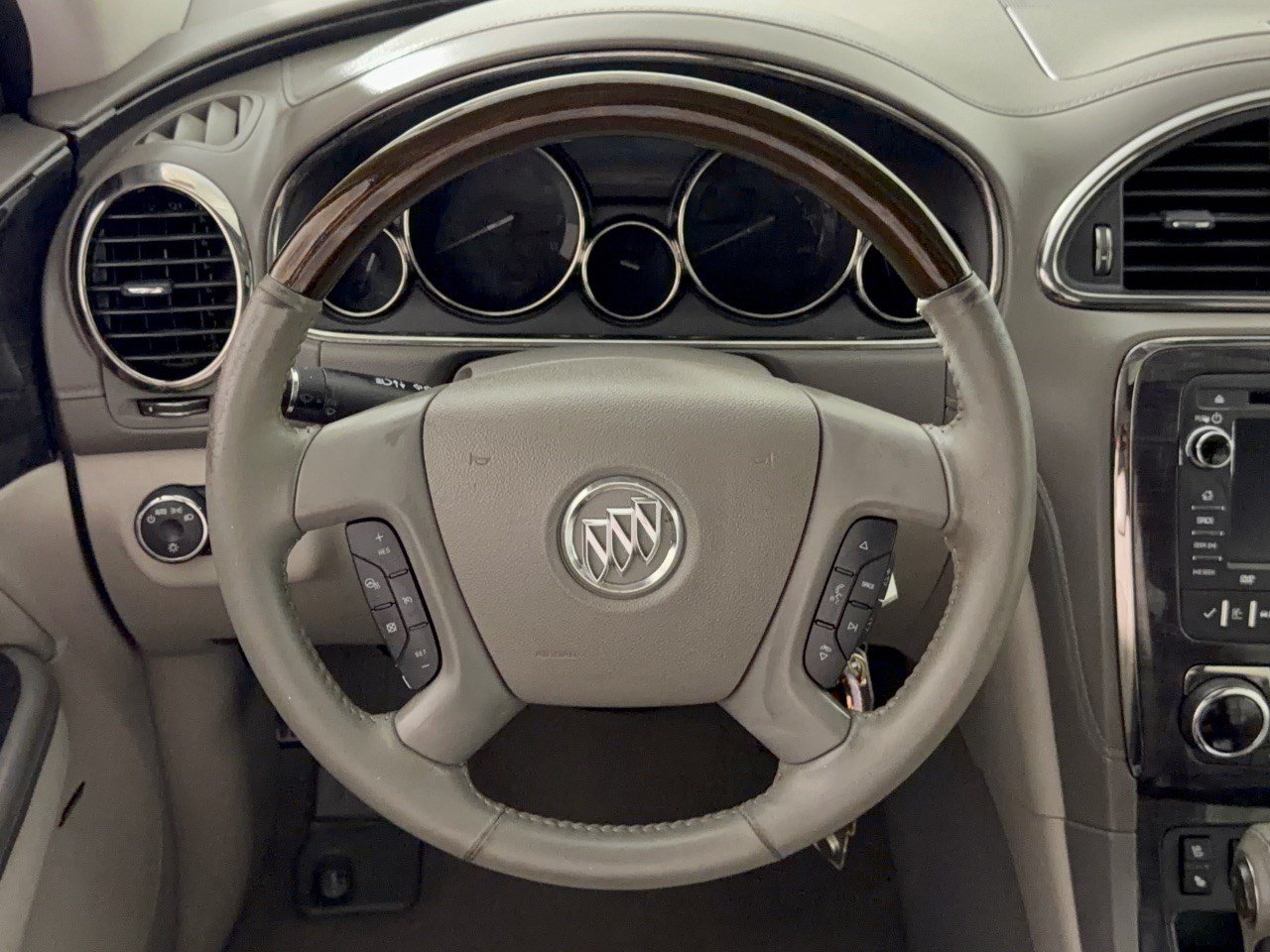 Used 2016 Buick Enclave Premium w/ Experience Buick Package FWD image 10